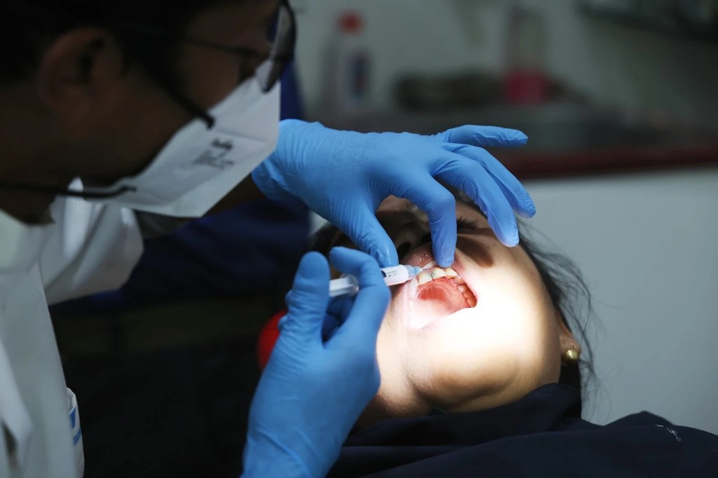 Dental anaesthesia injection